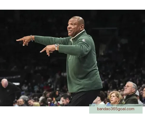 接手雄鹿仅打出95胜99负 球员对老里执教失去信心